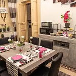Pitagora House Гостевой дом
