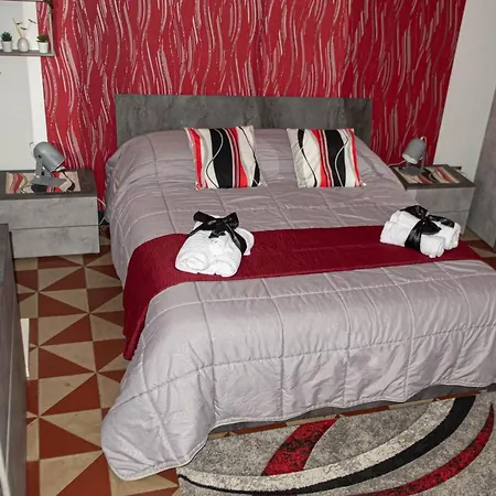 Pitagora House *