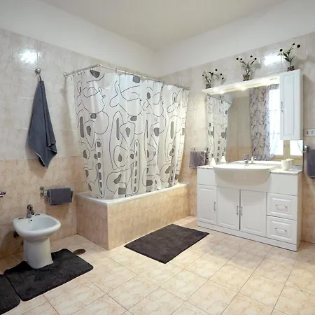 Гостевой дом Pitagora House