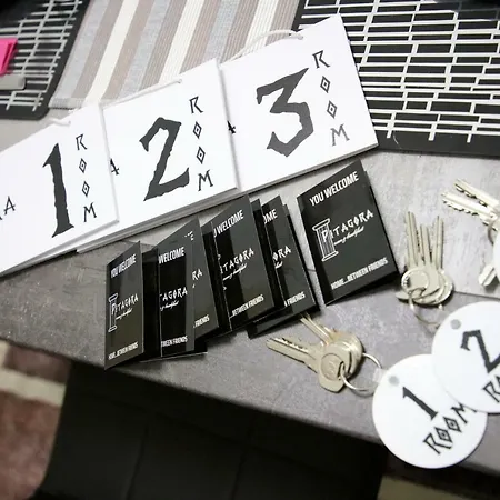 Pitagora House Гостевой дом *