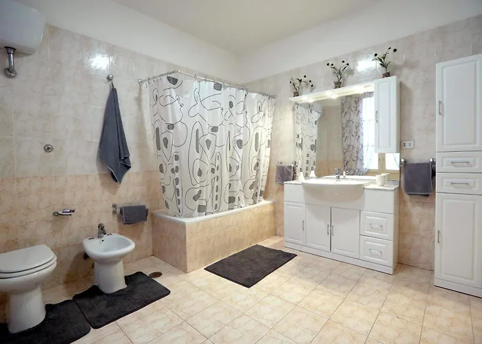 Gæstehus Pitagora House